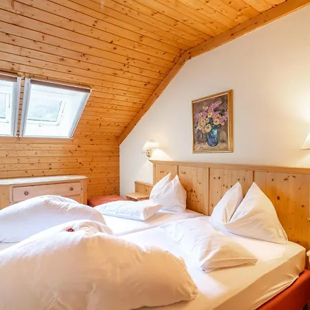 Gasthof-appartements Sportalm بيت ضيافة