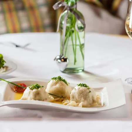 Gasthof-appartements Sportalm 게스트하우스 *